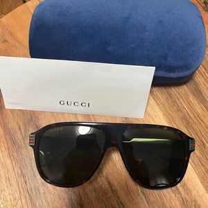 Gucci Sunglasses 🕶 Brand New